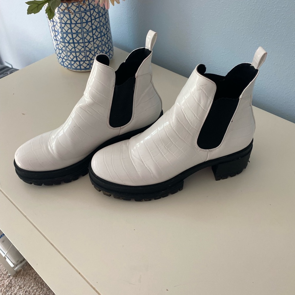 Forever 21 boots